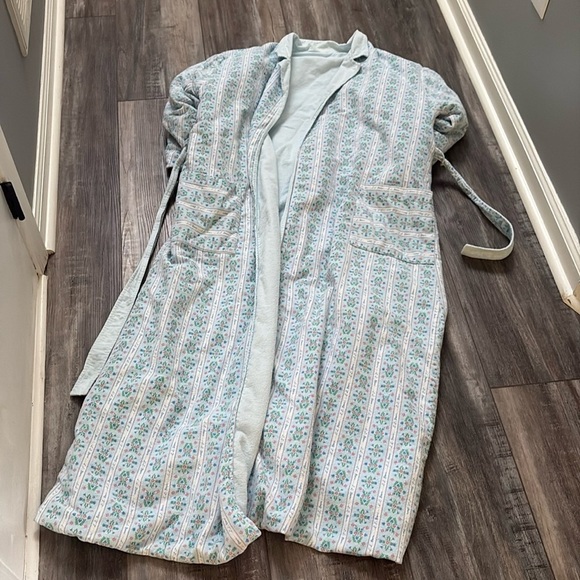 Vintage LL Bean Lanz Of Salzburg Flannel Reversible Robe Small - Picture 1 of 5